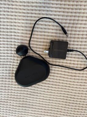 Theragun Black Handheld Massage Gun with Charger